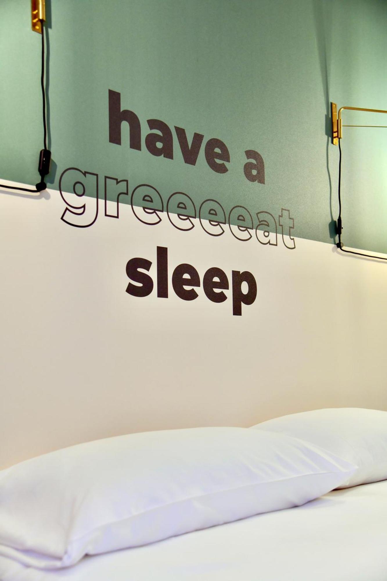 Greet Hotel Brest Aeroport Guipavas Bagian luar foto